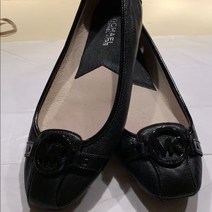 RESERVED MK black ballet flats